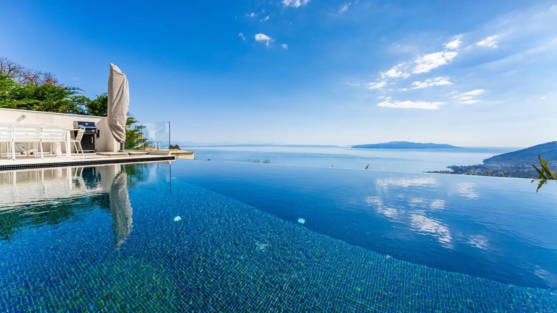 Villa Dar Veprinac 0*,  Croatia
